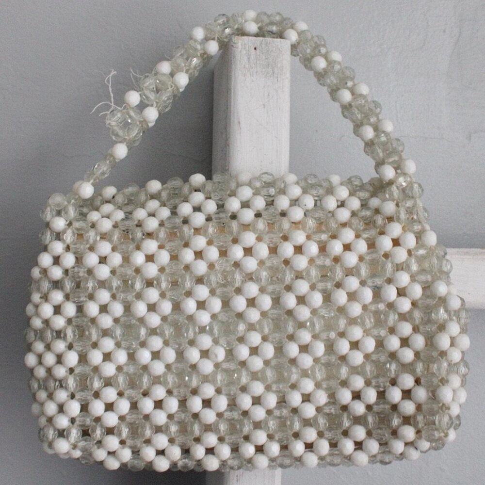 Vintage 1960s Clear & White Plastic Beaded Evening Party Handbag Purse - Picture 2 of 5